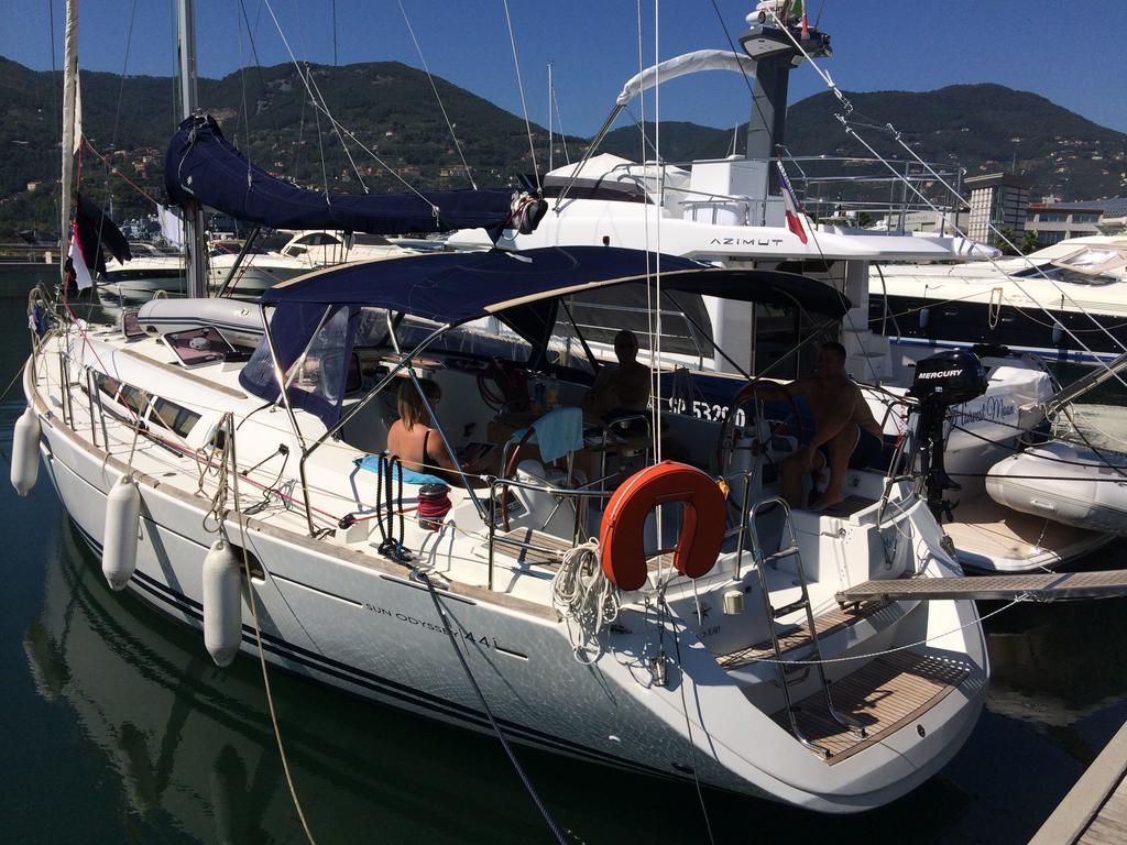 Madyson Sailing *